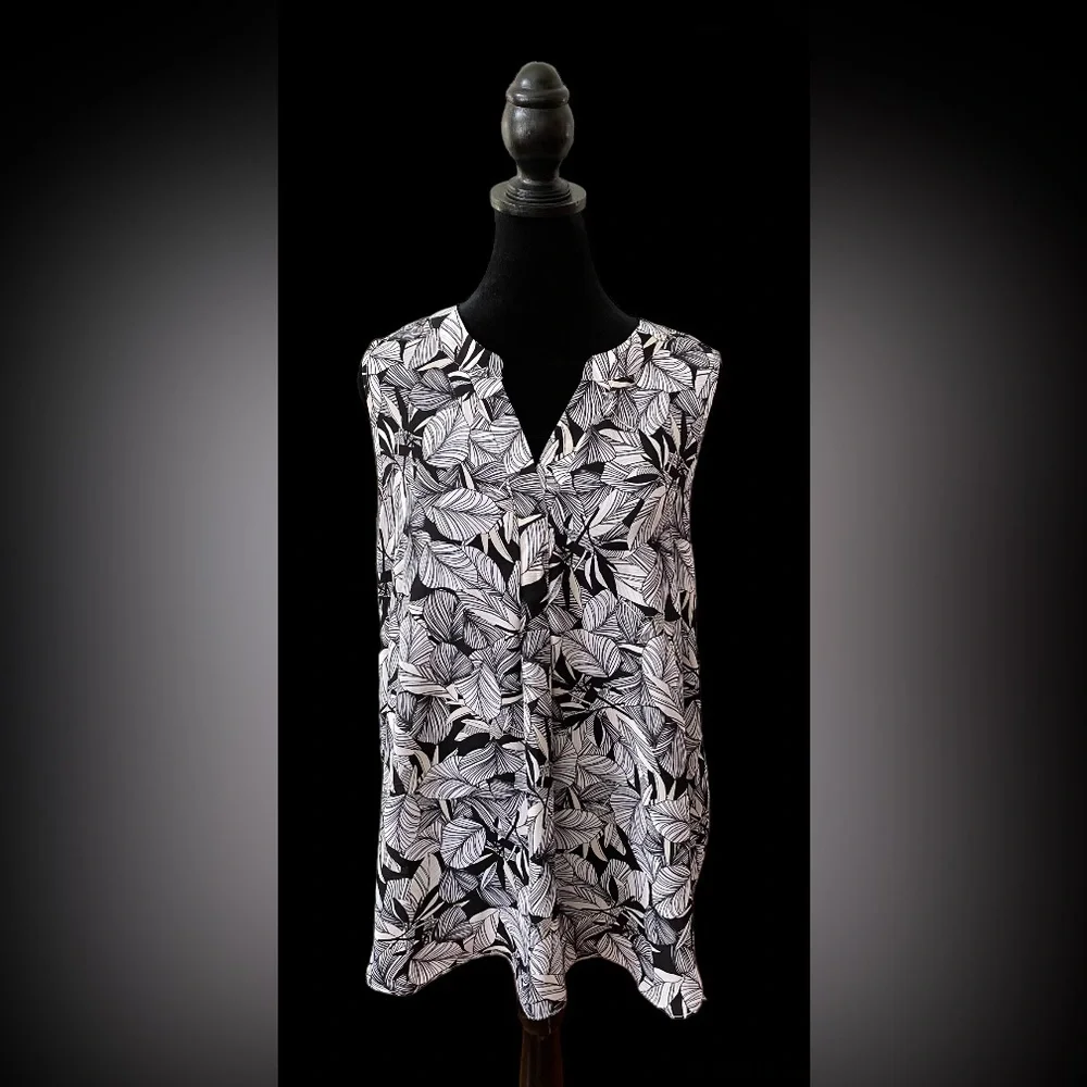 Christopher & Banks: Sleeveless V Neck  Leaf Pattern Blouse